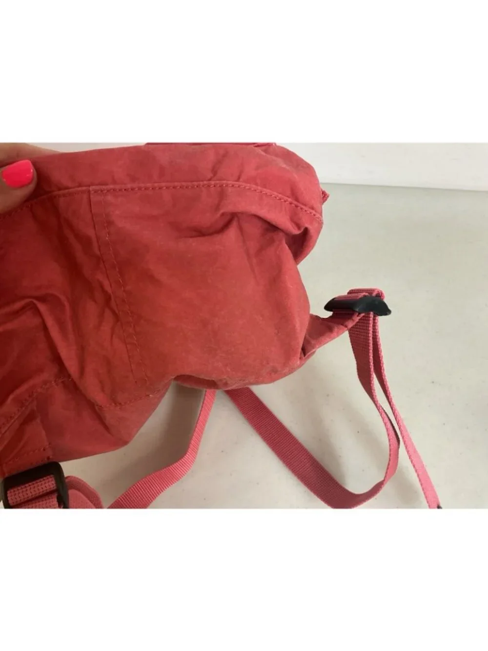 Fjallraven Kanken Classic Backpack Daypack Salmon Color